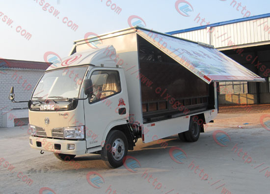 東風(fēng)多利卡35平米流動(dòng)舞臺(tái)車
